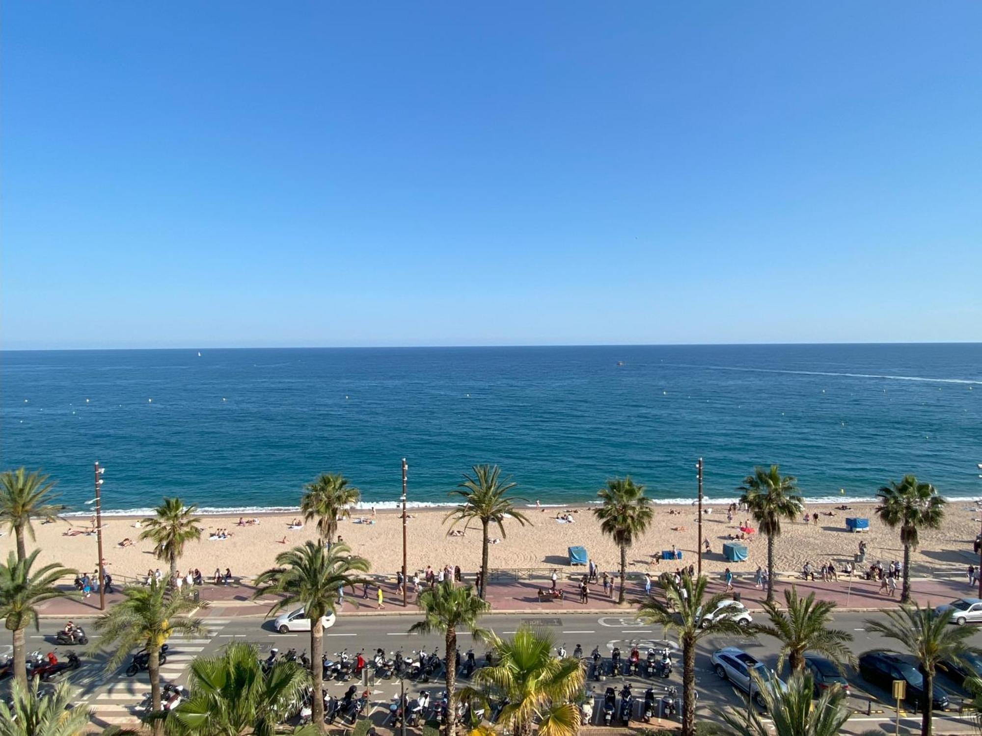 Mediterranean Apartment In Lloret De Mar Next To The Sea Buitenkant foto