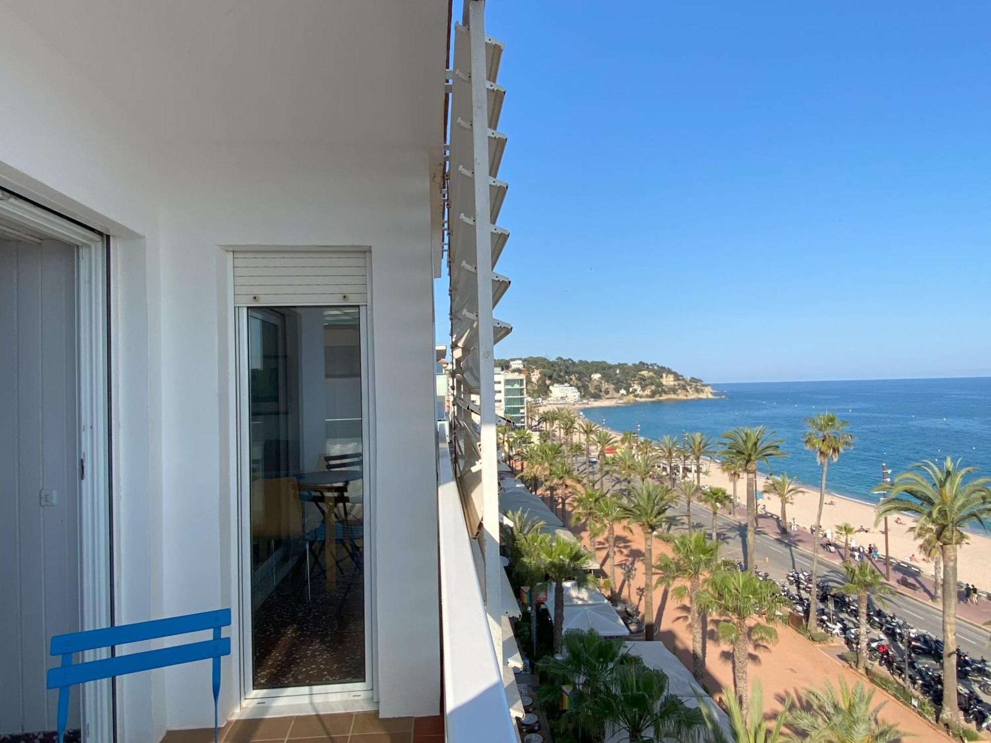 Mediterranean Apartment In Lloret De Mar Next To The Sea Buitenkant foto